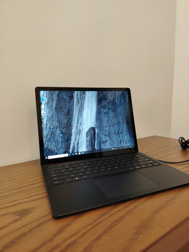 لپتاپ استوک مایکروسافت Surface Laptop 4 | پردازنده Core i5 نسل ۱۱ – گرید A+
