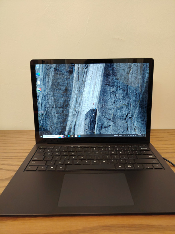 لپتاپ استوک مایکروسافت Surface Laptop 4 | پردازنده Core i5 نسل ۱۱ – گرید A+