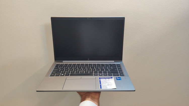 لپ تاپ ورکاستیشن ۱۴ اینچی اچ پی مدل HP ZBook Firefly 14 | پردازنده Core i7 / رم ۱۶ گیگابایت / حافظه ۵۱۲GB SSD / گرافیک مجزا Quadro T500